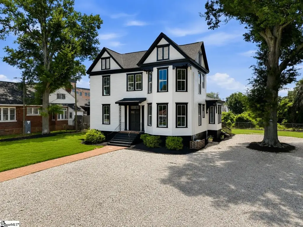 405 Perry Avenue, Greenville