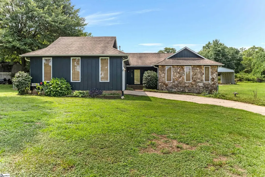 234 Country Glen, Pelzer