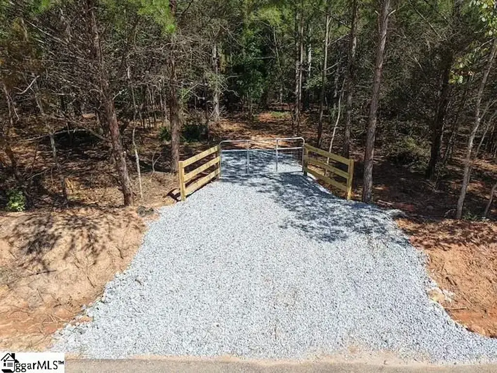 02 Owens Drive, Laurens
