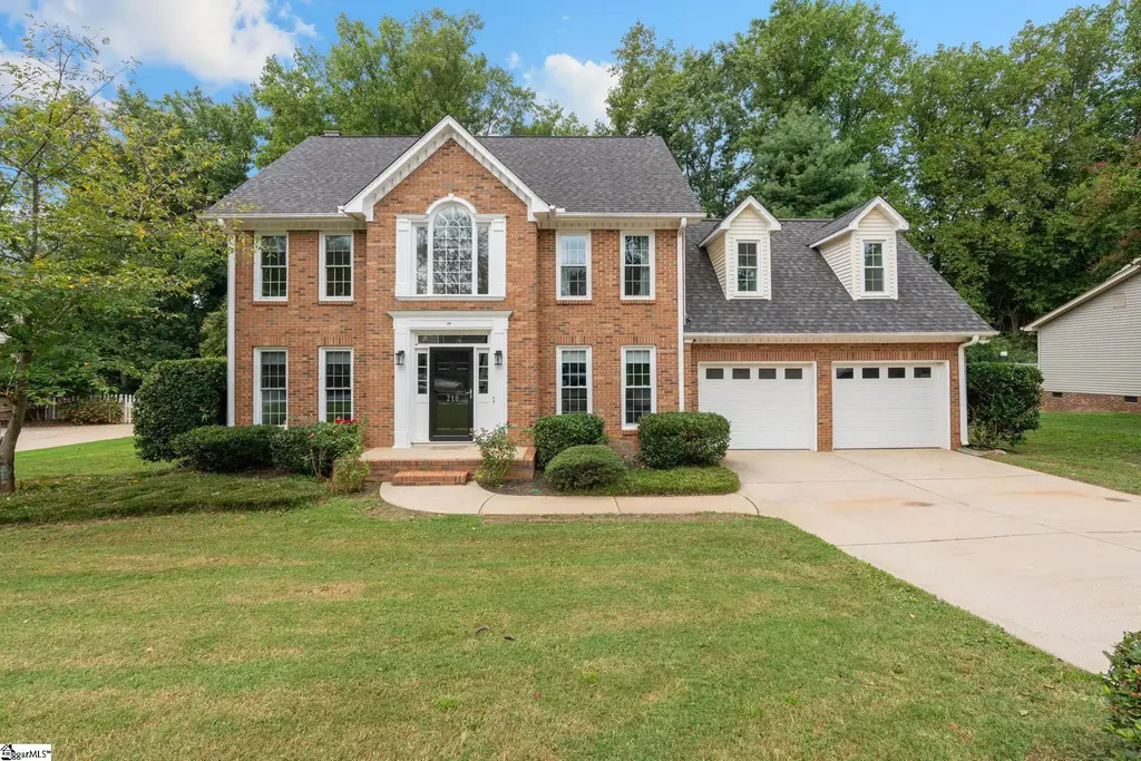 210 Cross Field Road, Greenville
