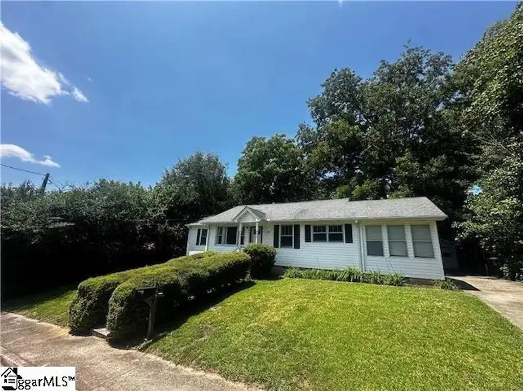 100 S Laurel Street, Walhalla
