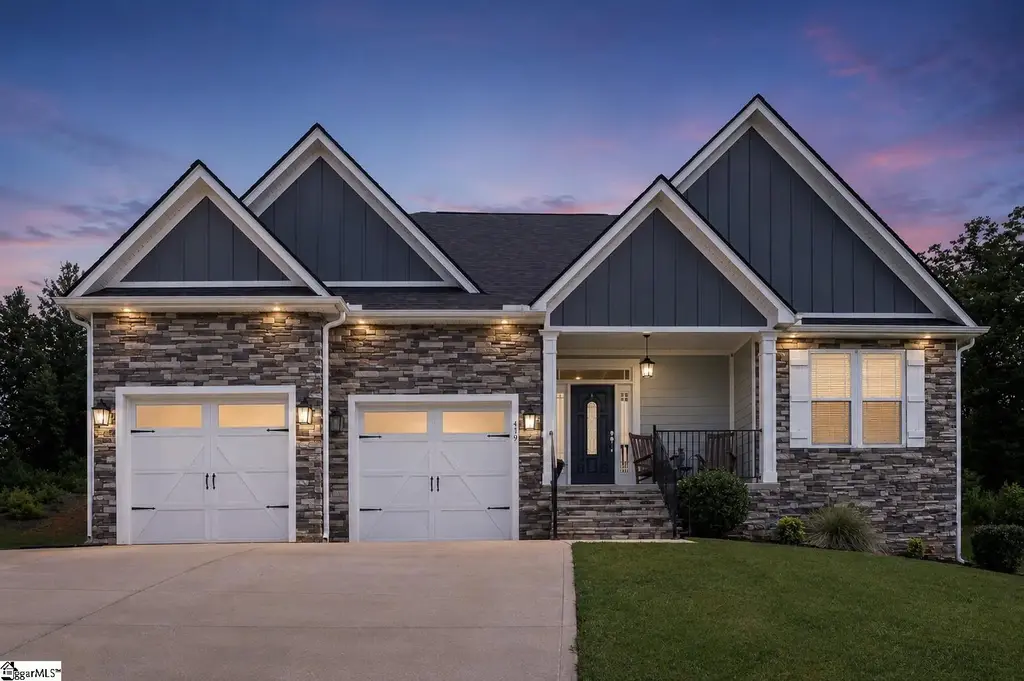 419 Navajo Court, Marietta