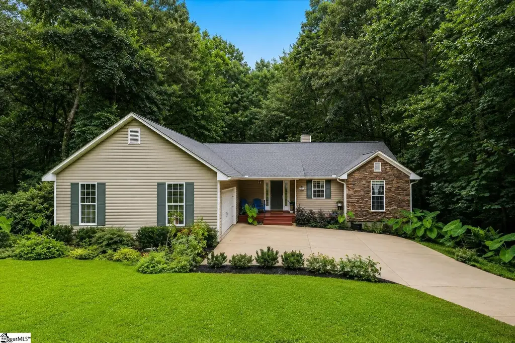 340 Camperdown Court, Easley