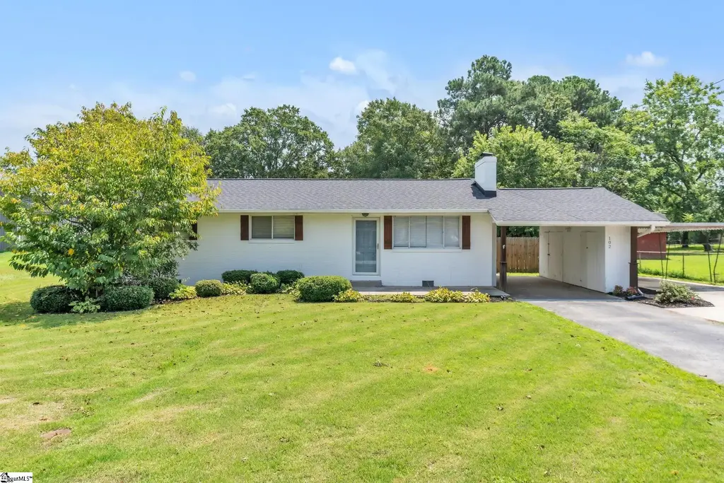 102 Dianne Avenue, Simpsonville