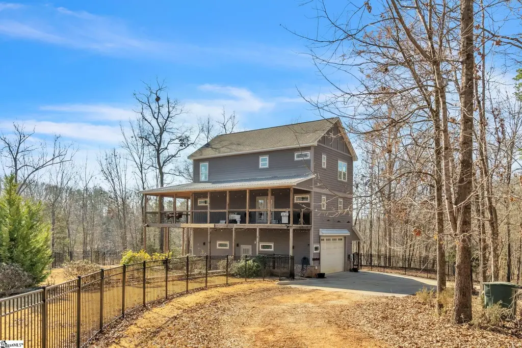 890 Franklin Road, Laurens