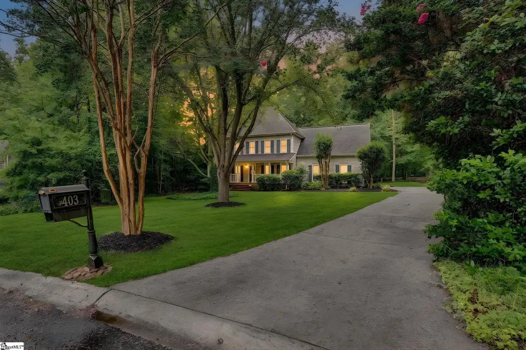 403 Primrose Court, Easley
