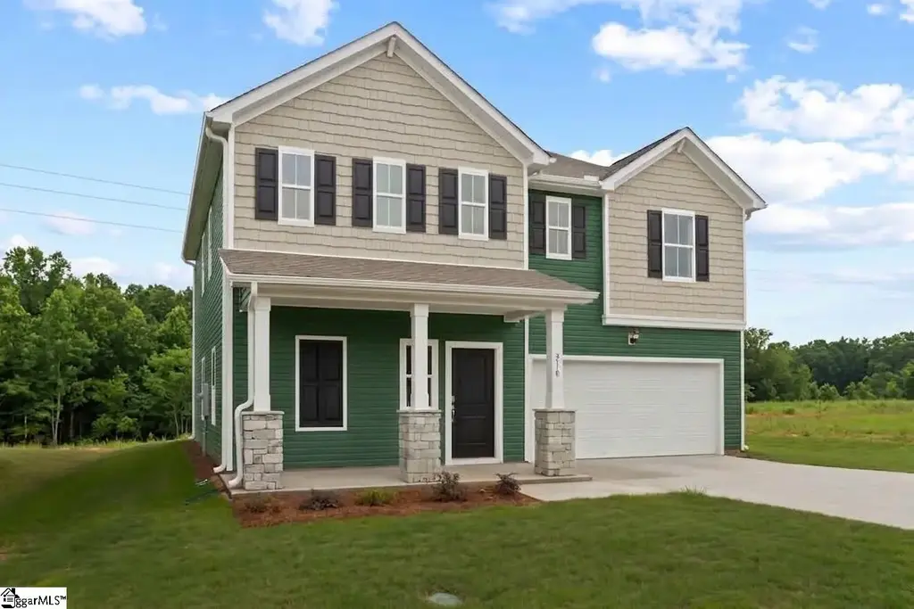 202 Spring Knoll Way, Fountain Inn