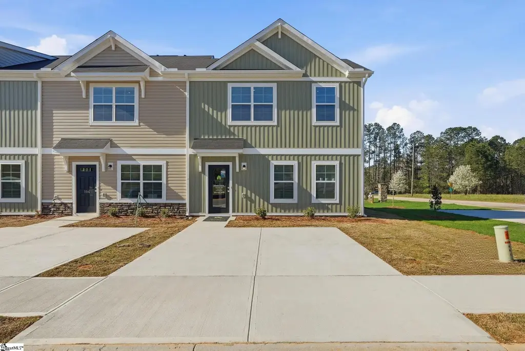 315 Lilac Loop, Greenwood
