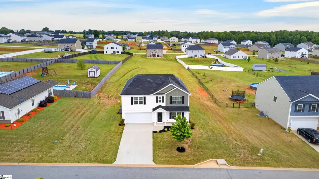 7061 Luna Mae Court, Boiling Springs