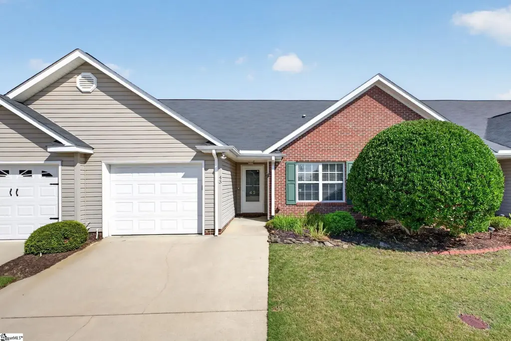 43 Magnolia Crest Drive, Simpsonville