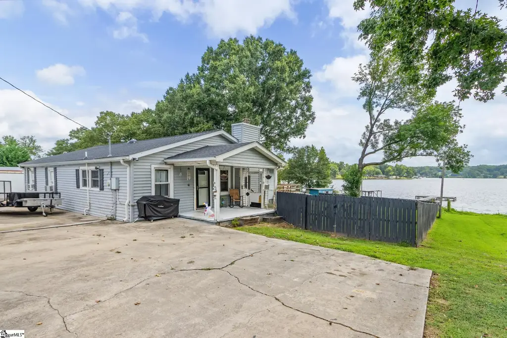 186 Relax Street, Waterloo