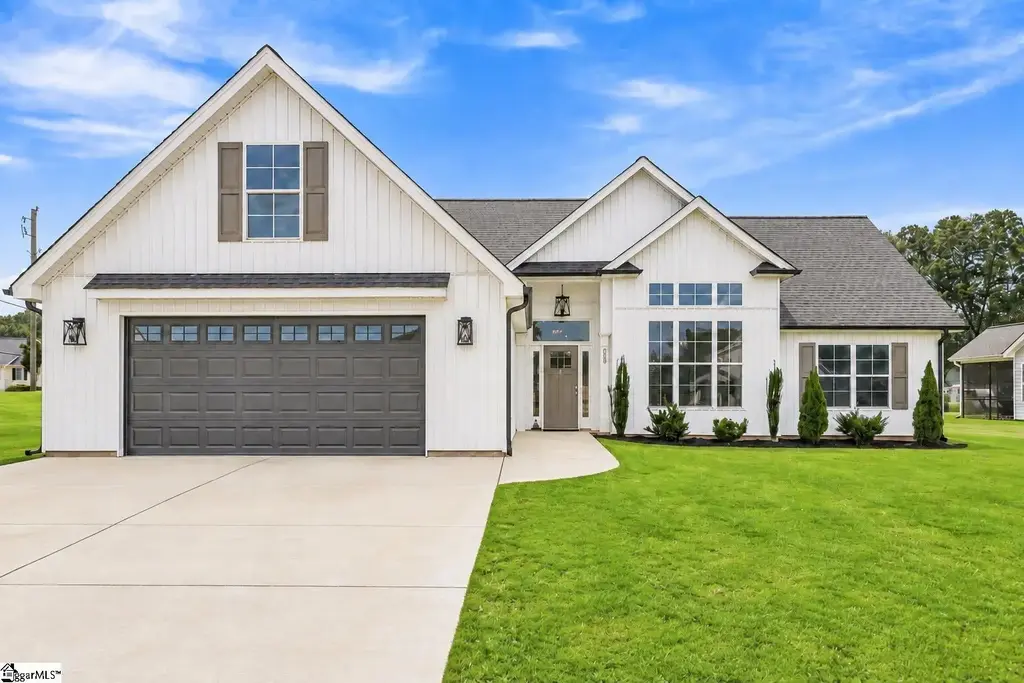 805 Haven Grey Drive, Lyman
