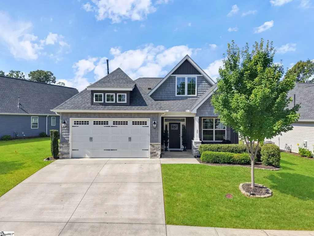 25 Golden Apple Trail, Mauldin