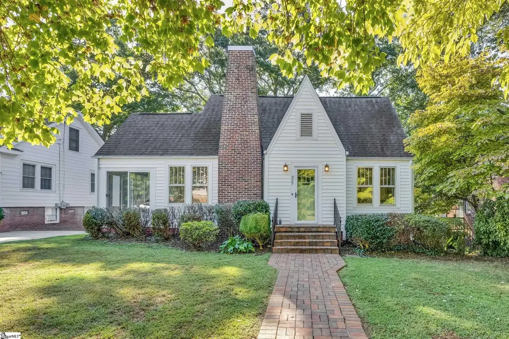 327 W Prentiss Avenue, Greenville
