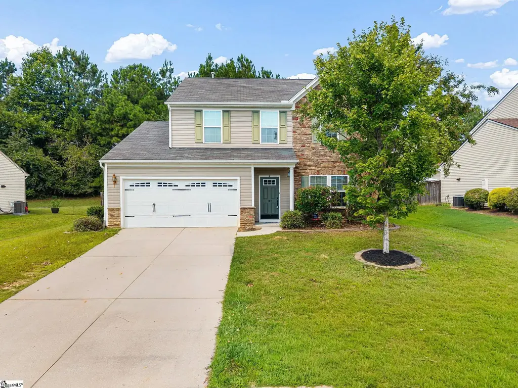 132 Hamilton Court, Easley