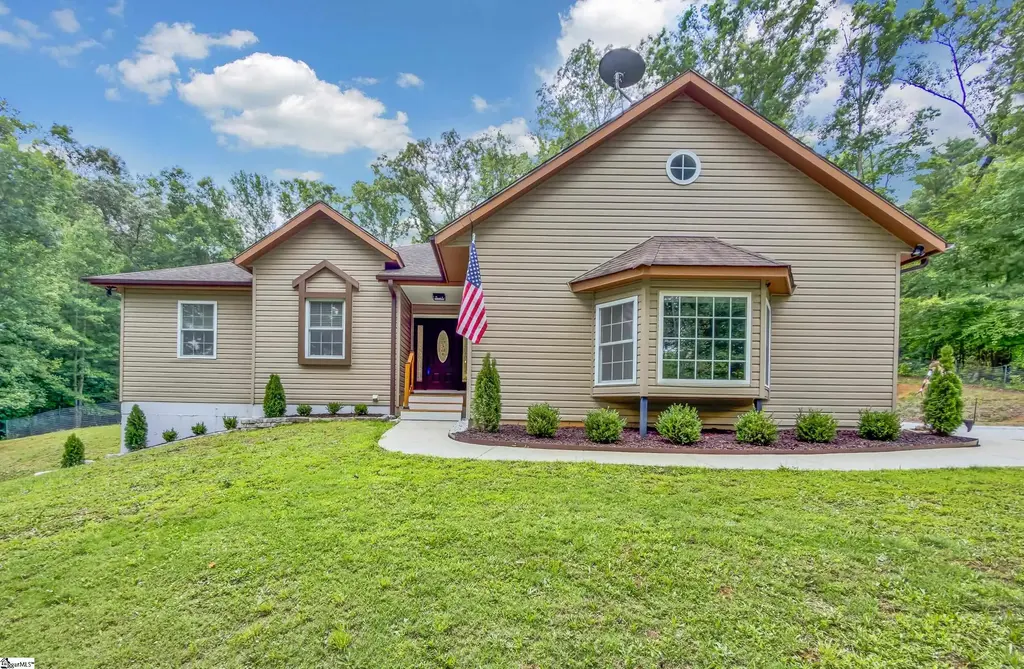 163 Healy Lane, Marietta