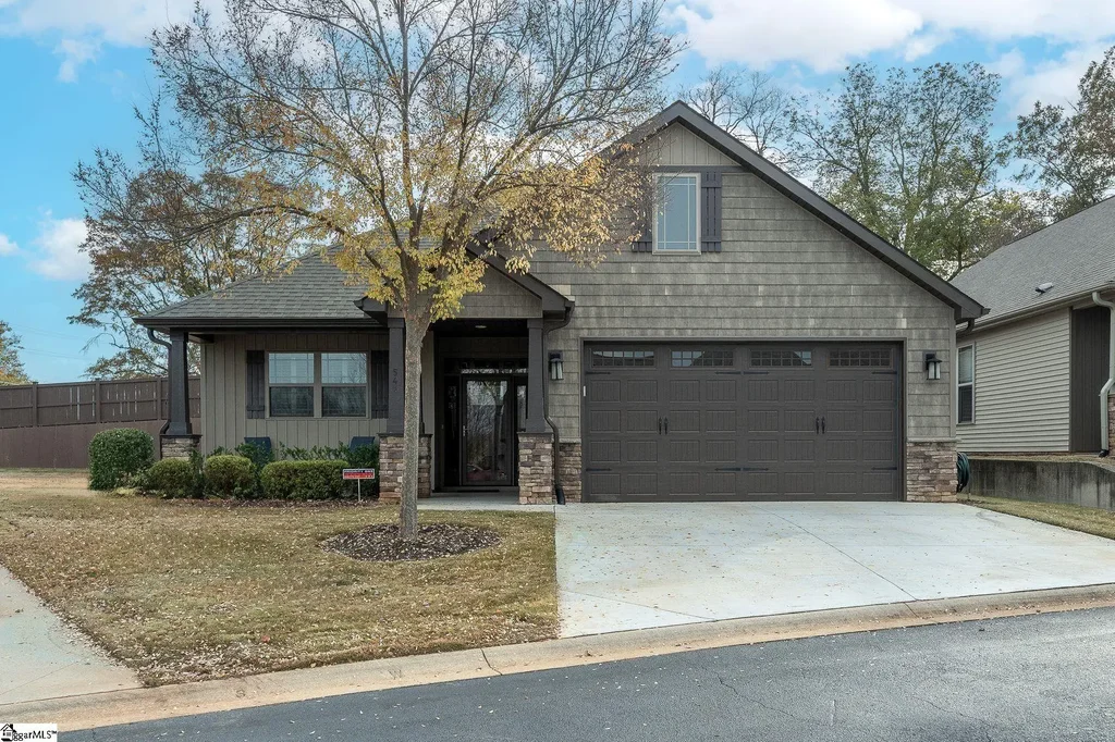 541 Ashler Drive, Greer