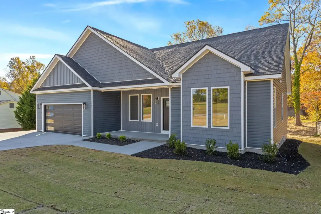 191 Easy Street, Wellford