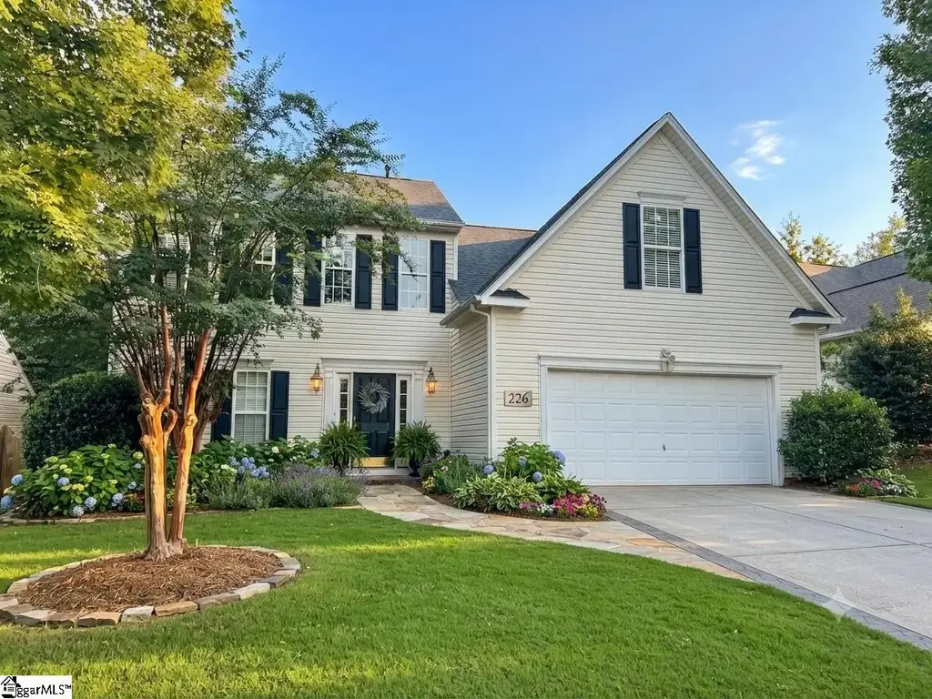 226 Highgate Circle, Greer
