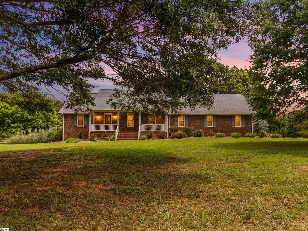 371 Davis Road, Pelzer