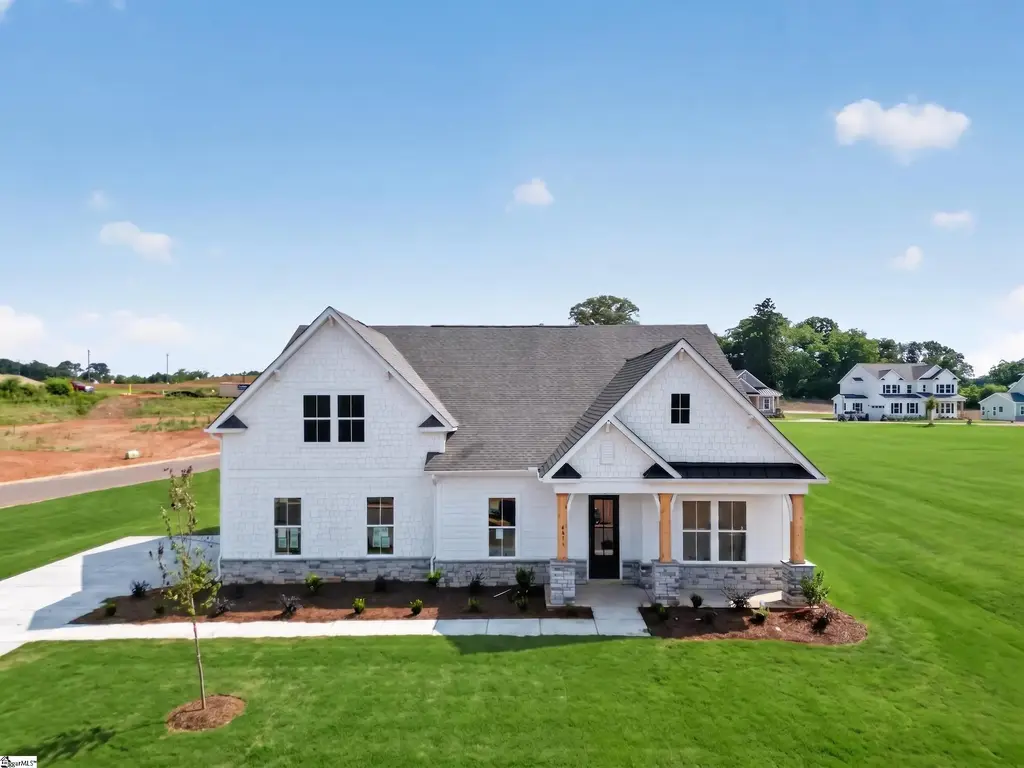 401 Rustic Outland Drive, Simpsonville