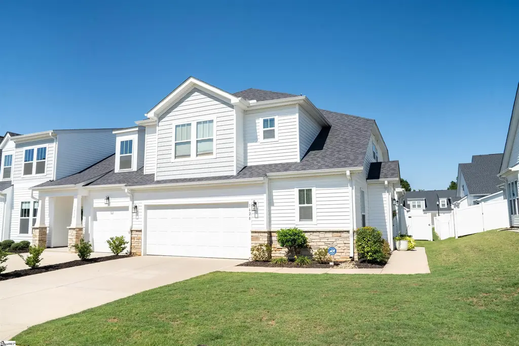 1628 Chelmsford Court, Spartanburg