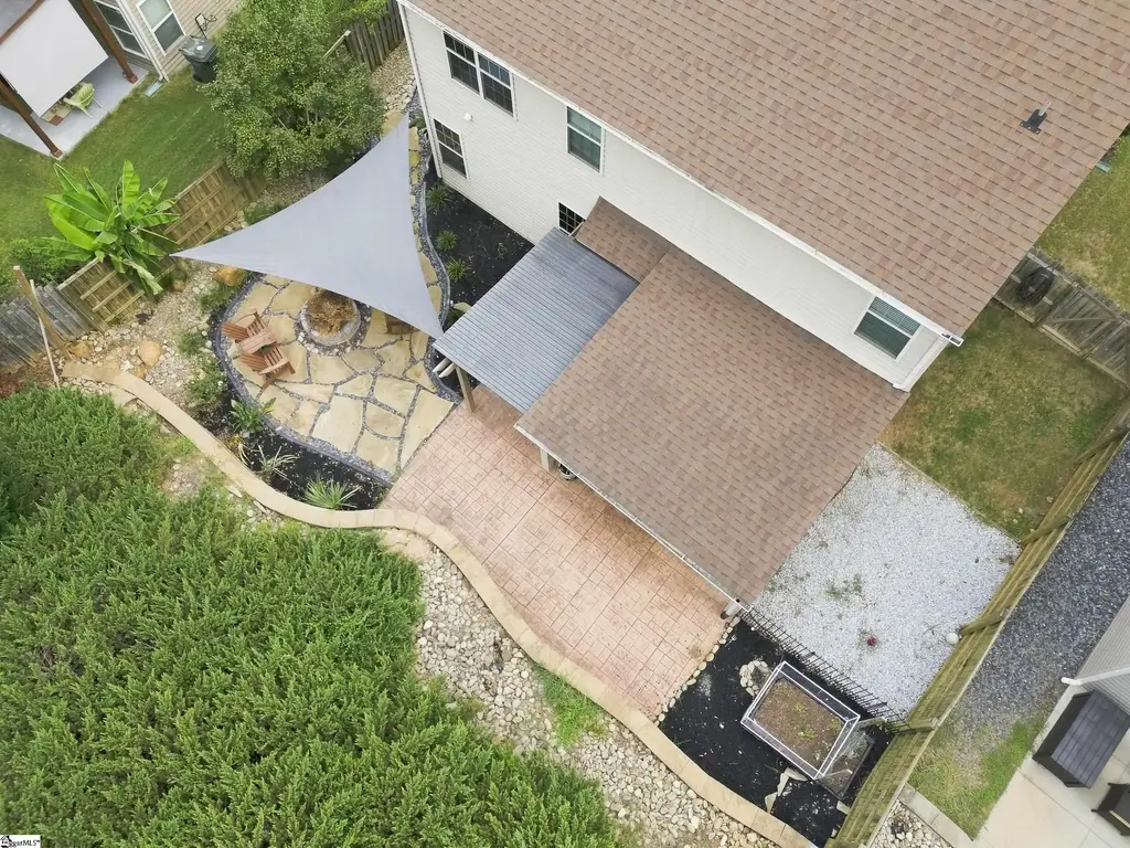 186 Chandler Crest Court, Greer