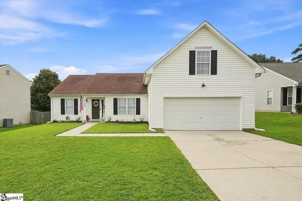 225 Kittiwake Lane, Boiling Springs