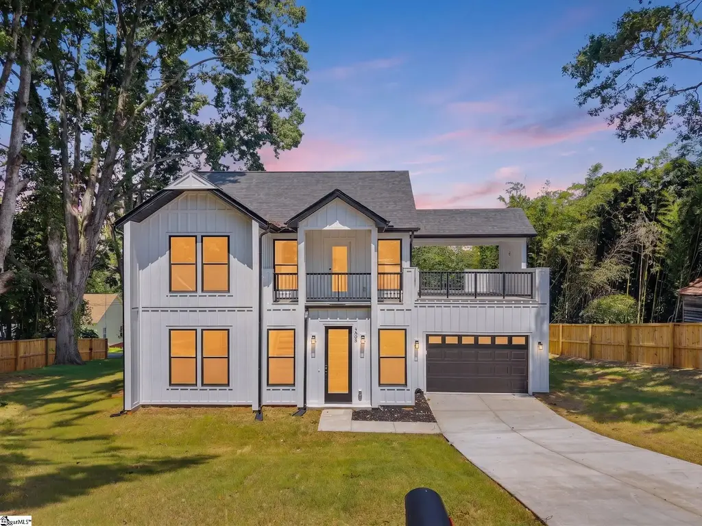 202 Pine Street, Easley