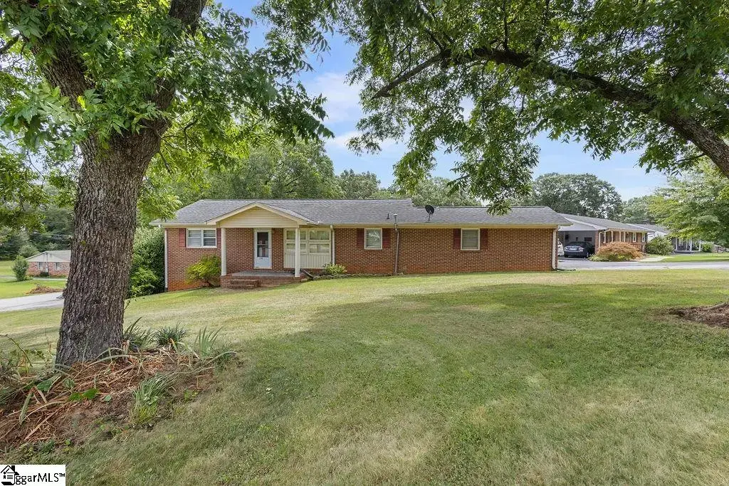 100 Spring Street, Easley