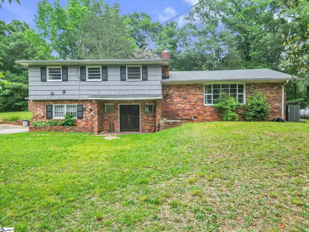 106 Mccullough Road, Piedmont