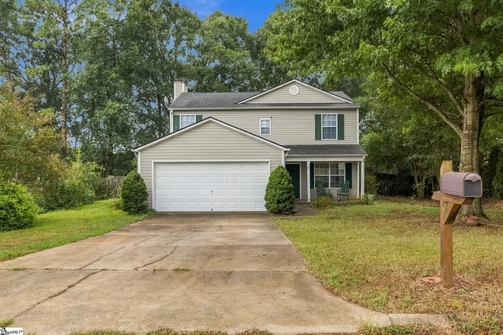 18 Reedy River Way, Greenville