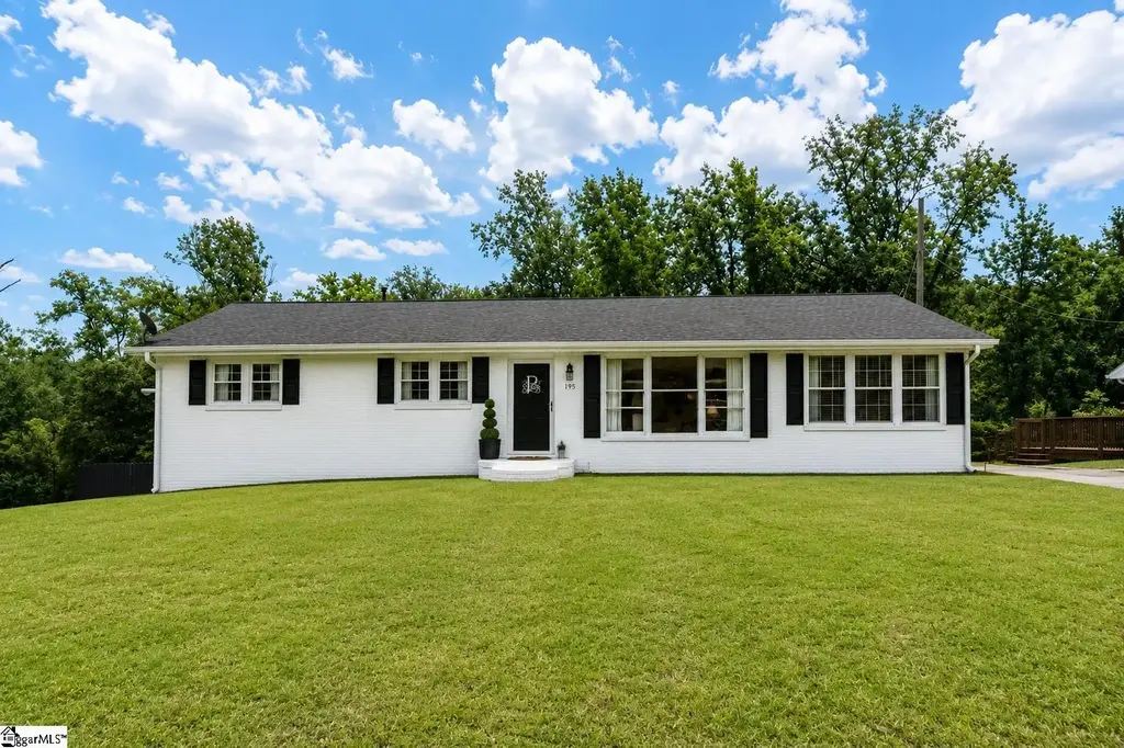 195 Stribling Circle, Spartanburg