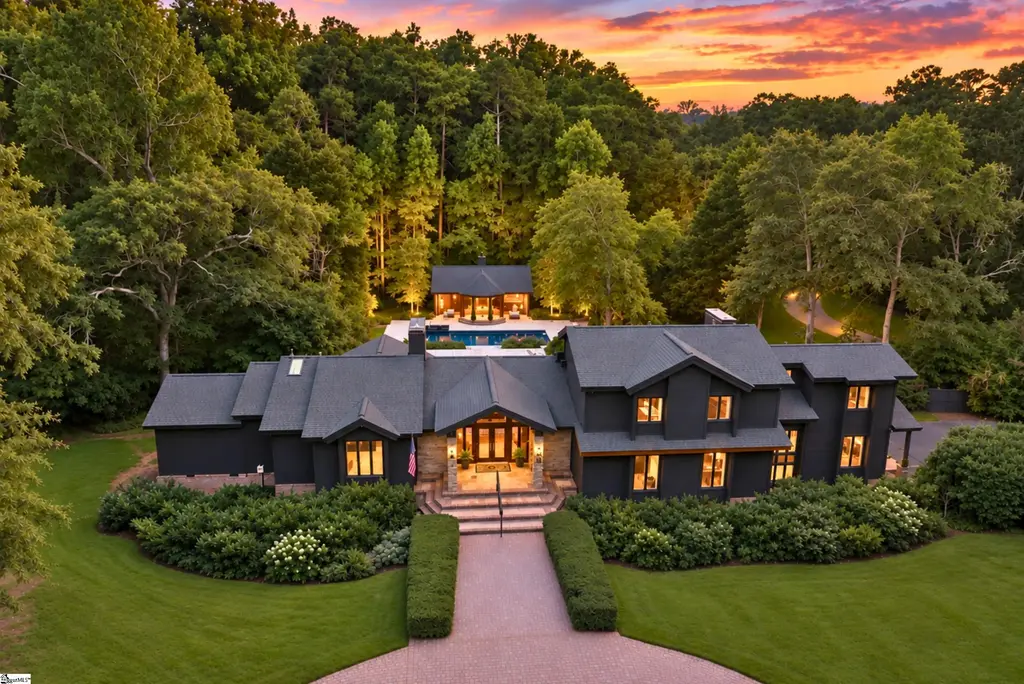 410 Hudson Road, Greenville