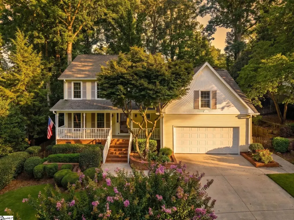406 Deepwood Drive, Greer
