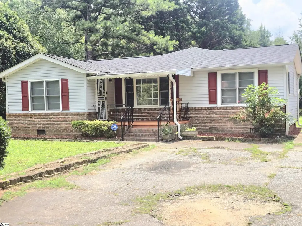 190 Fuller Road, Spartanburg