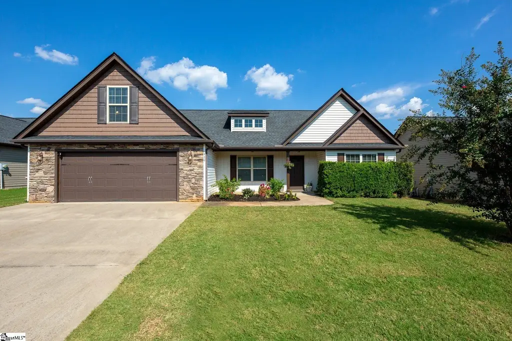 430 Peaksview Drive, Simpsonville