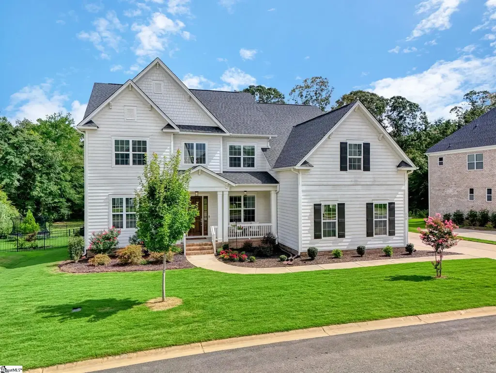 779 Enoree River Place, Greer