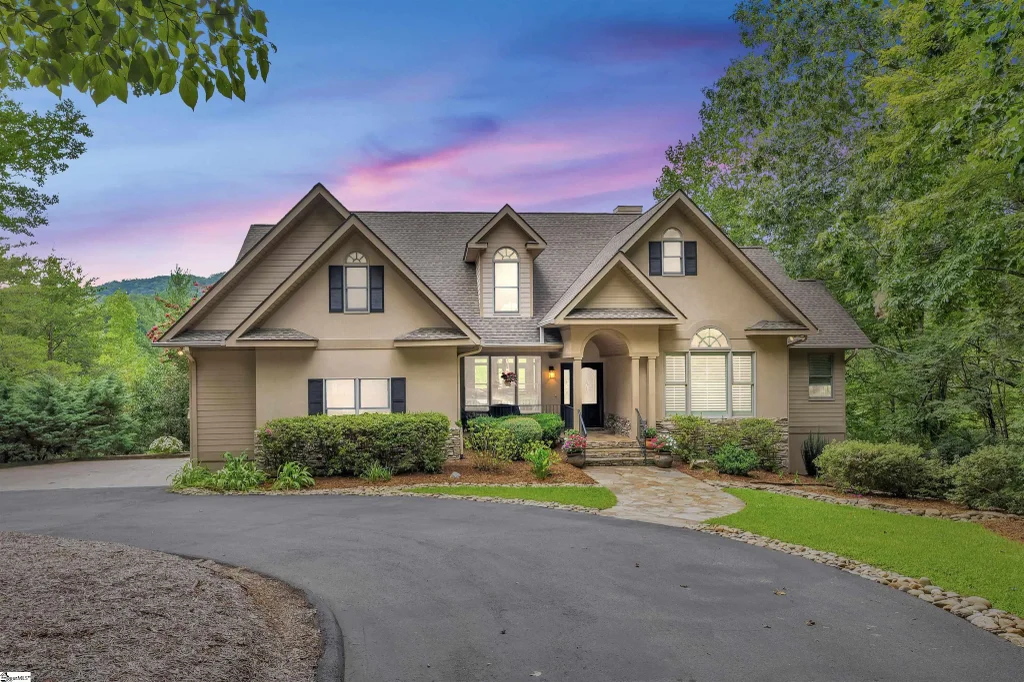 115 Mountain Summit Road, Travelers Rest