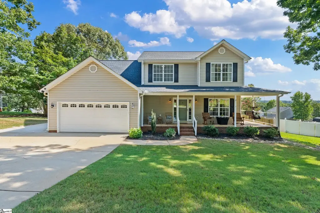 705 Canton Court, Greer