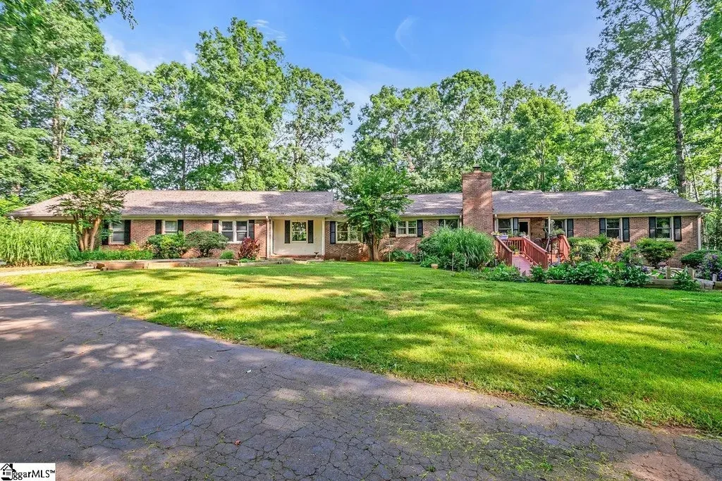 1733 Tigerville Road, Travelers Rest