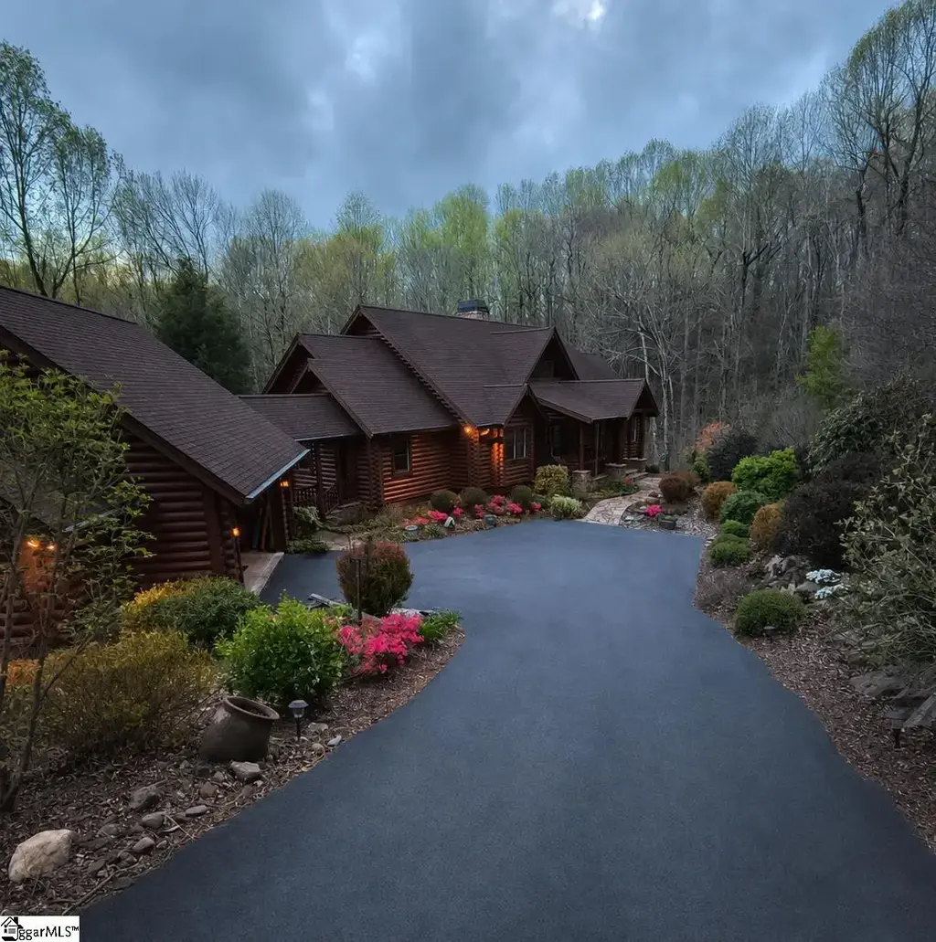 4 Morning Glory Way, Landrum