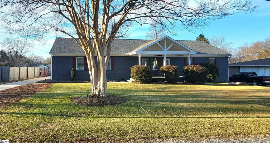 109 Buddy Avenue, Greer