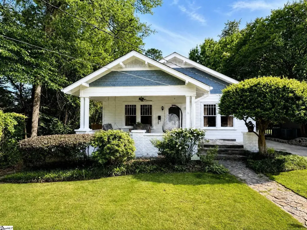 118 E Earle Street, Greenville