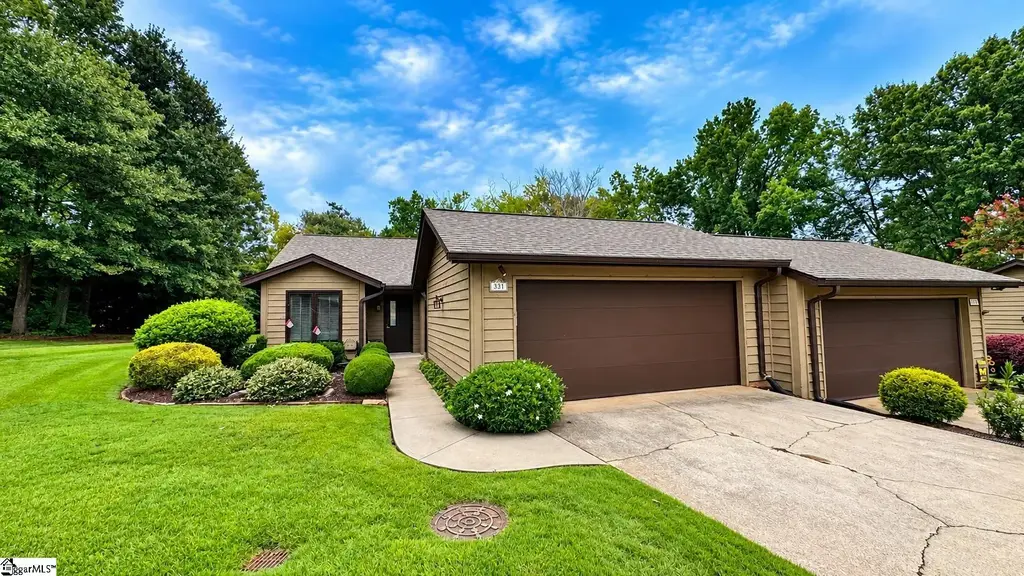 331 Skylark Circle, Greer
