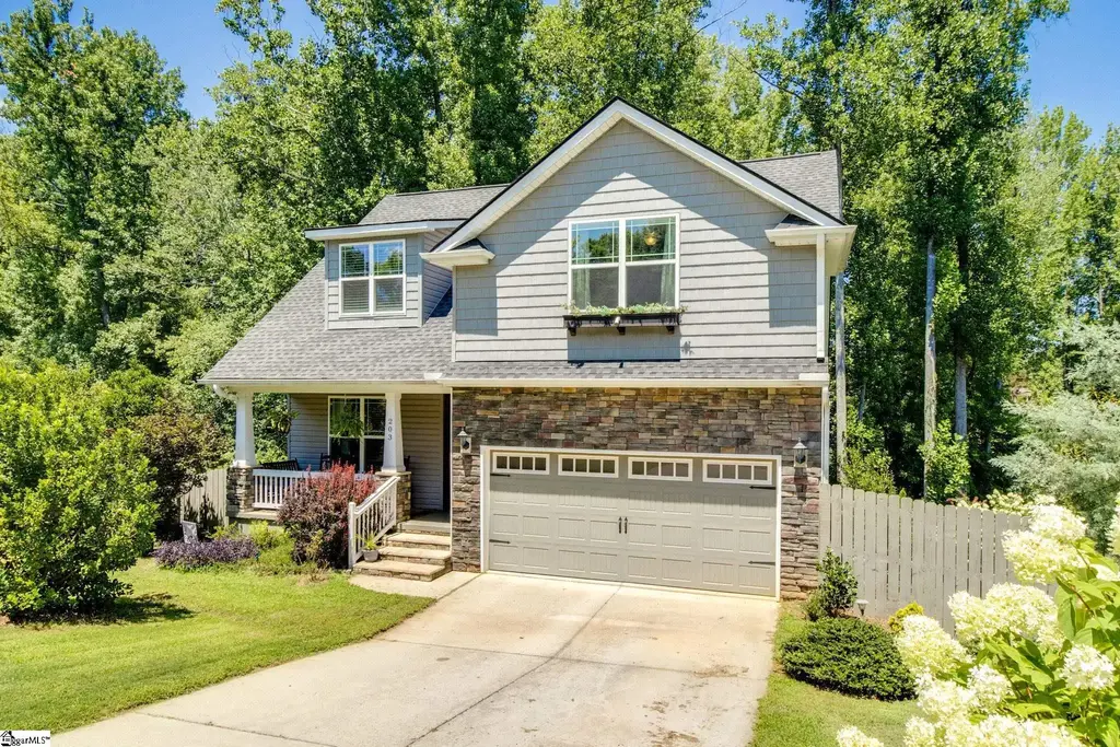 203 Nolan Road, Travelers Rest
