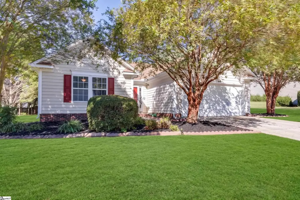 22 Crossvine Way, Simpsonville