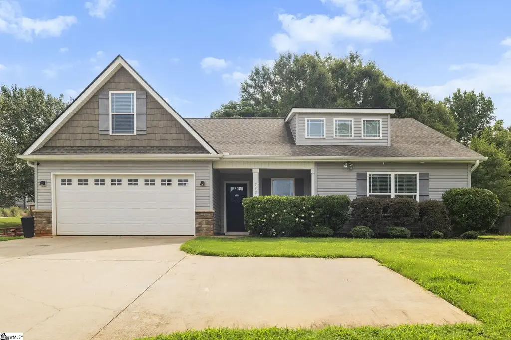 592 Hammett Store Road, Lyman