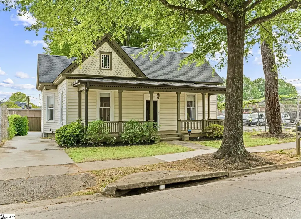 117 Asbury Avenue, Greenville