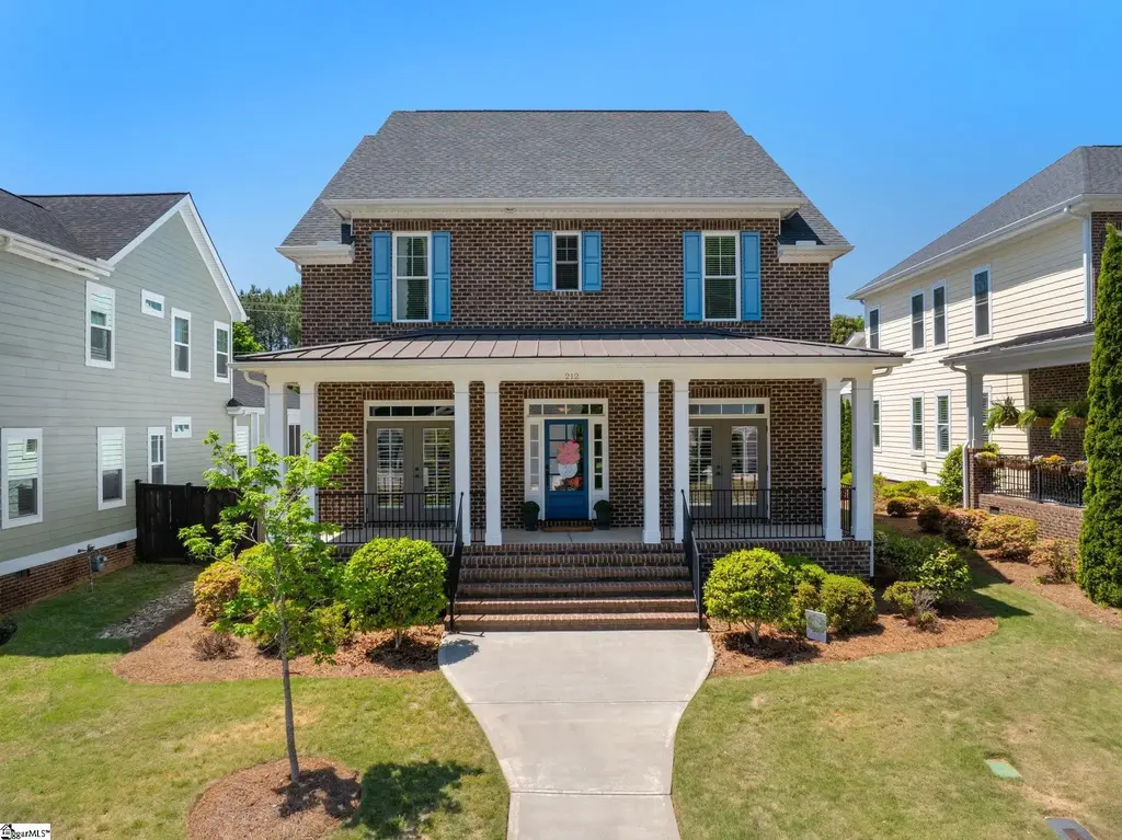 212 Grandmont Court, Greer